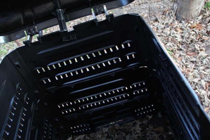 Jelinek trading Kompostér K 700 čierny